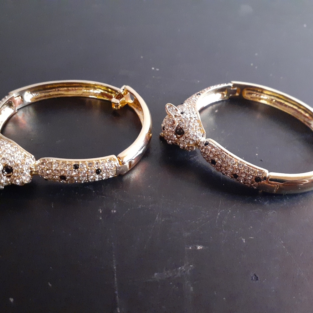 GORGEOUS Gold Tone Rhinestone Panther Head Bracelets Set of 2.